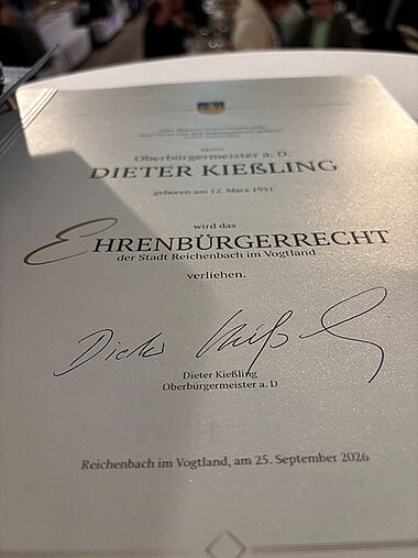 Goldenes Buch Goldenes Buch