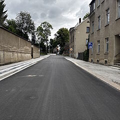 fertiggestellte Straße