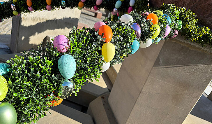 Osterbrunnen auf dem Marktplatz