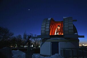 Die Venus, der nächste Nachbarplanet im Sonnensystem, lässt sich in der Abenddämmerung und im Morgengrauen leicht beobachten.